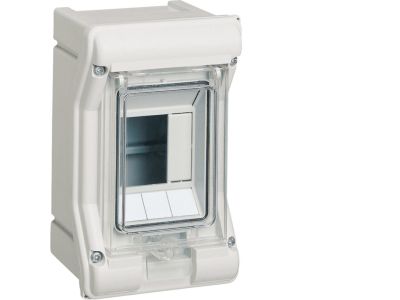 Rozdzielnica n/t IP65 odporna na UV bez przetłoczeń 1R/3M (1×3), Vector outdoor | VE103SN Hager